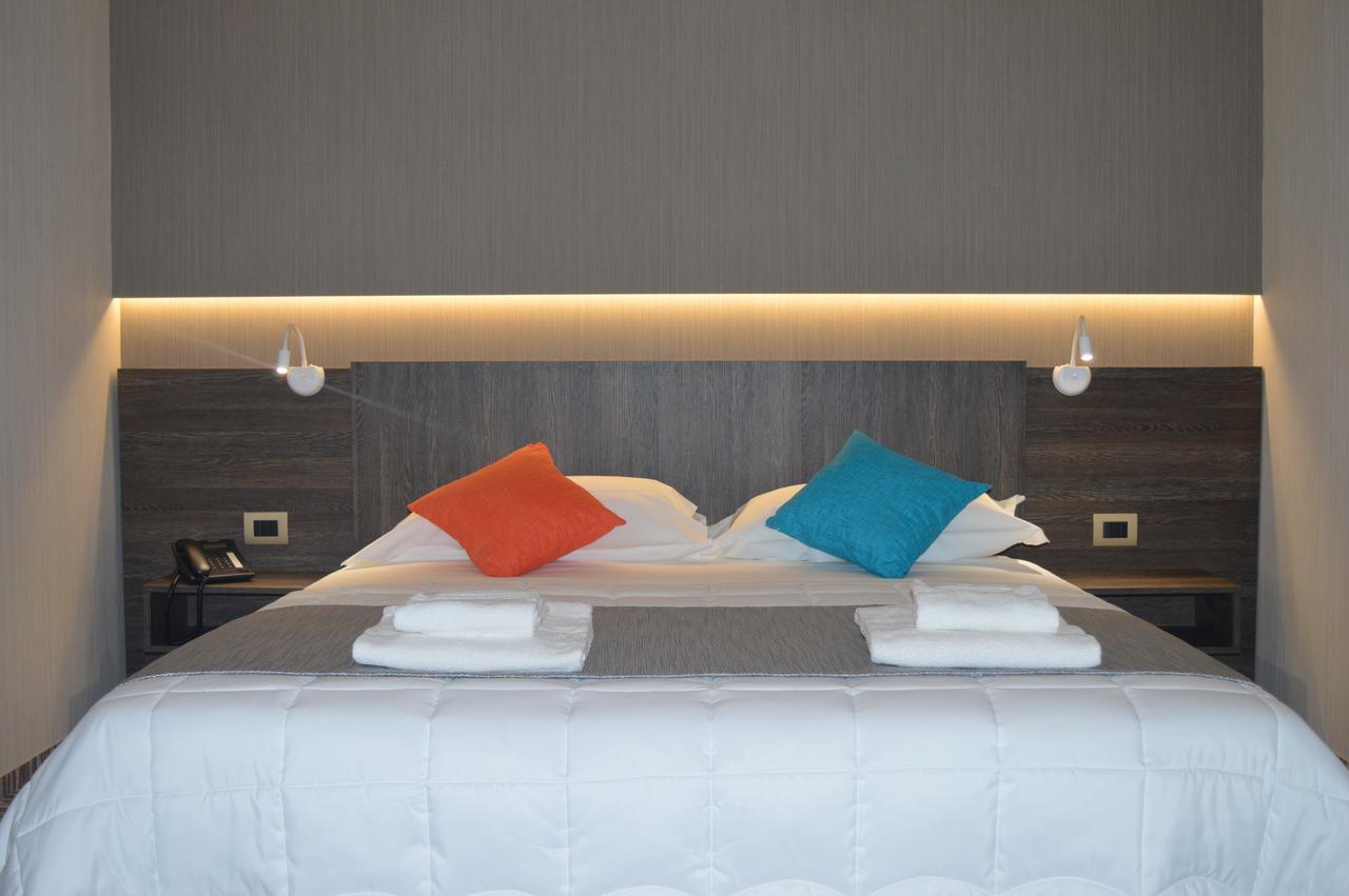 Hotel Enjoy Polesella Kültér fotó