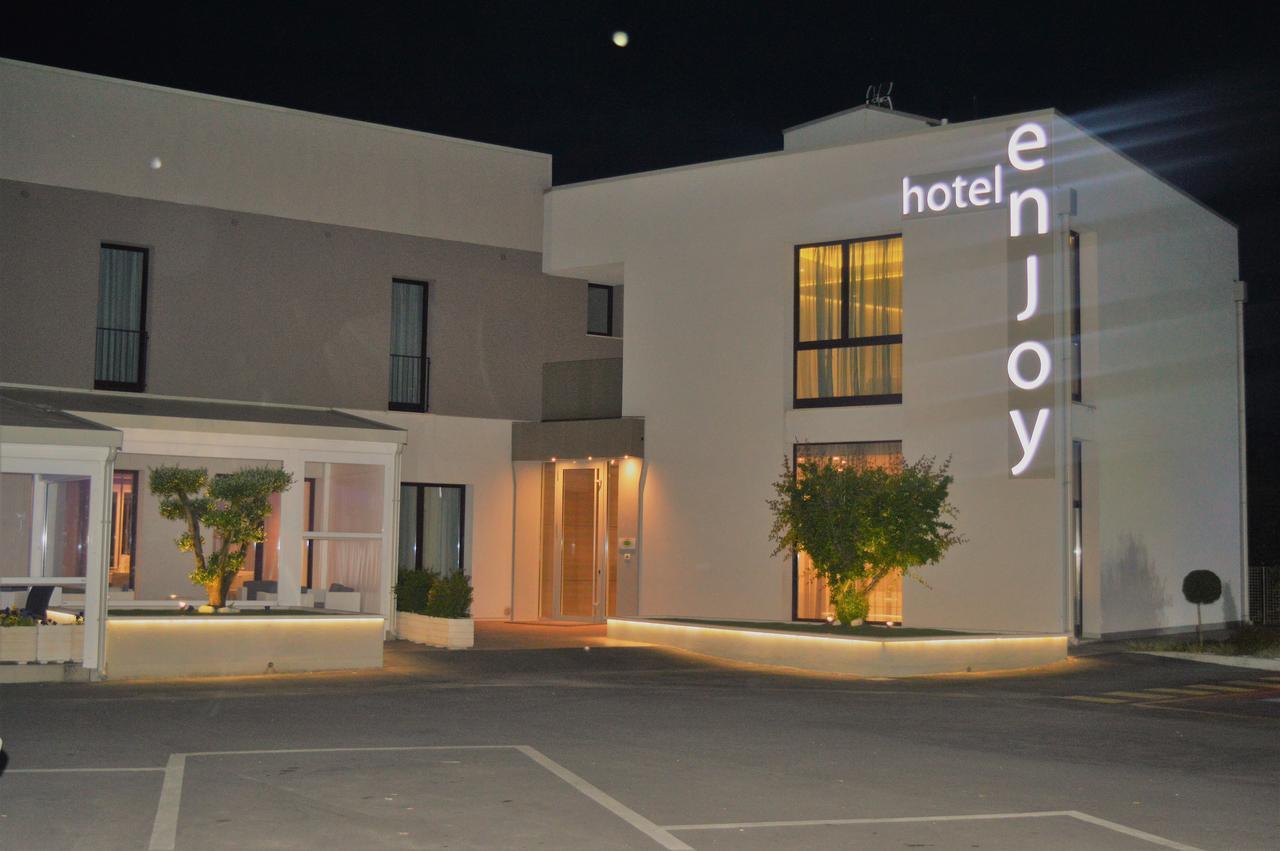 Hotel Enjoy Polesella Kültér fotó