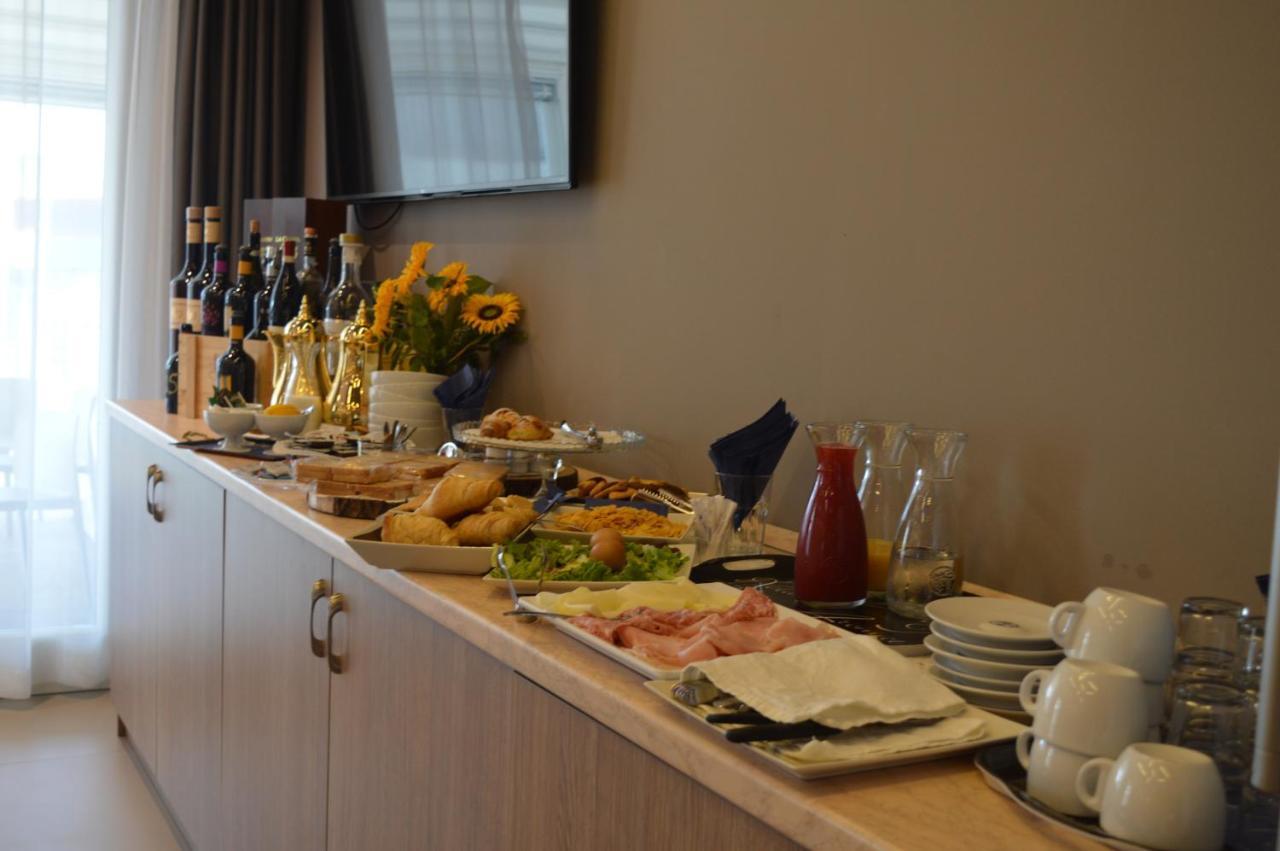 Hotel Enjoy Polesella Kültér fotó